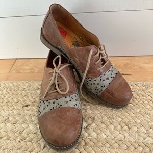 Leather Oxford shoes